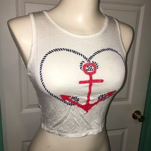 ❌SOLD❌ Knotted-Back Crop Tank